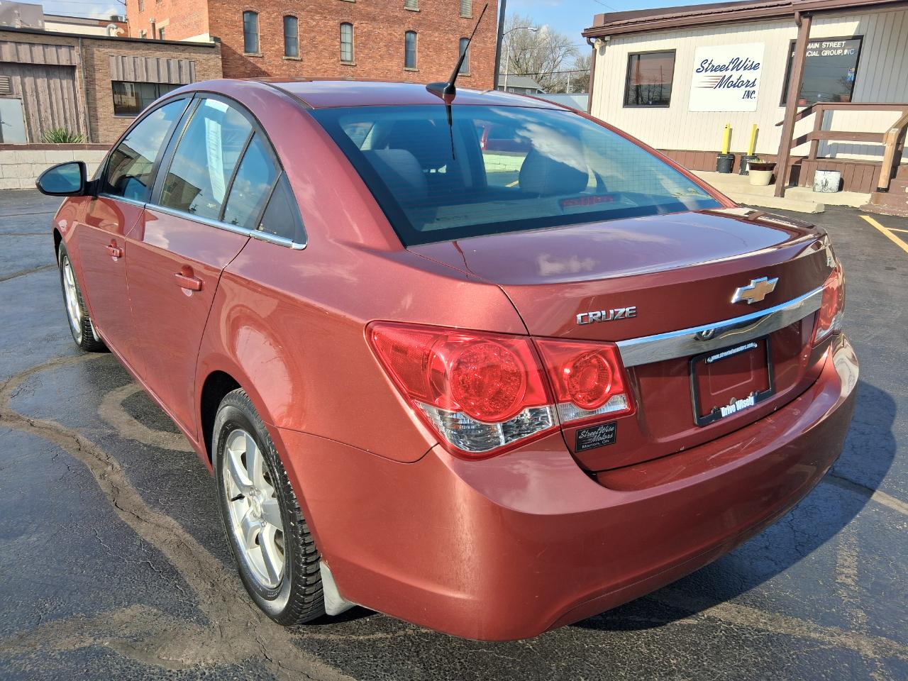 Chevrolet Cruze 1LT 2012