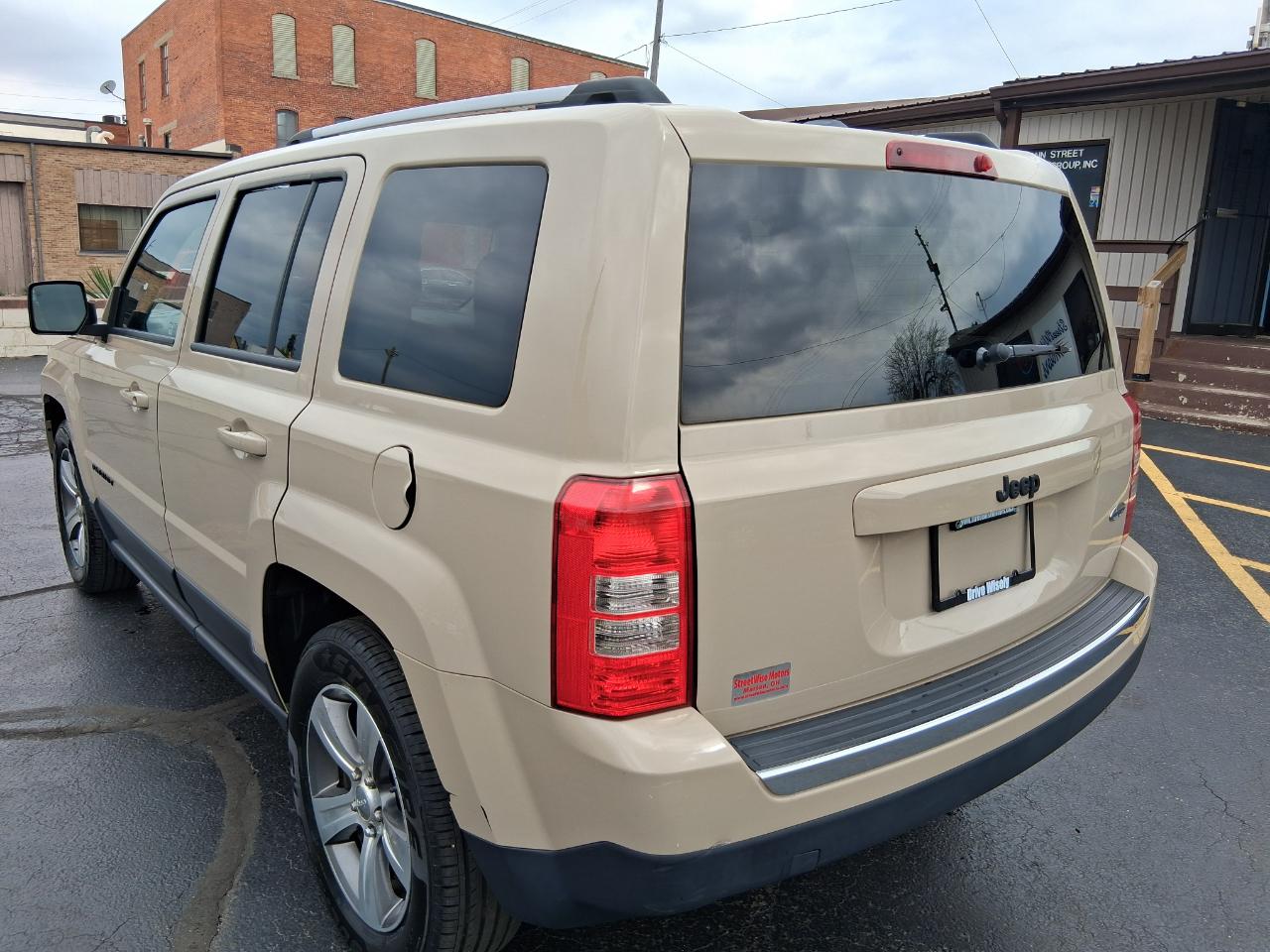 Jeep Patriot Latitude 2WD 2017