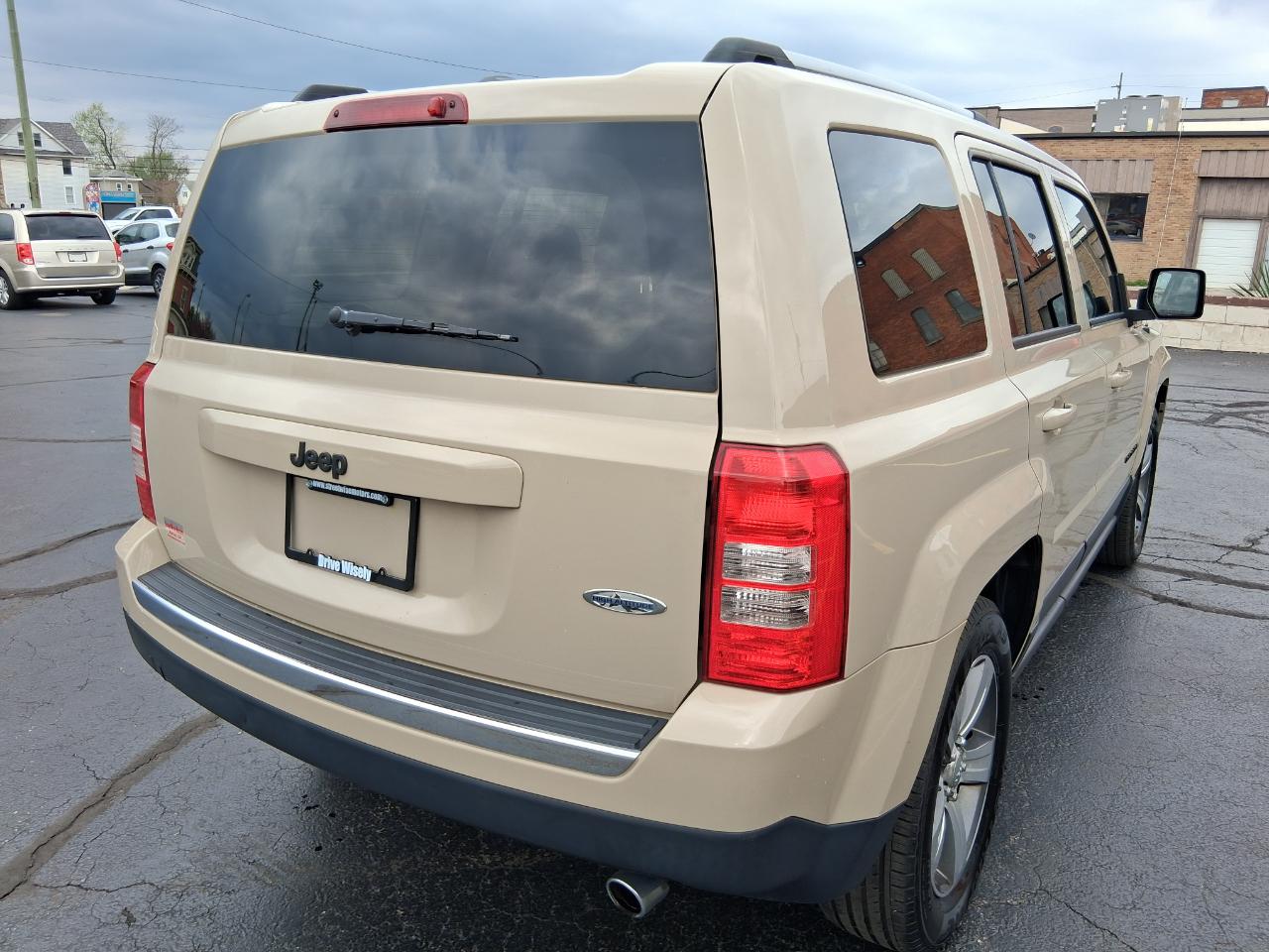 Jeep Patriot Latitude 2WD 2017