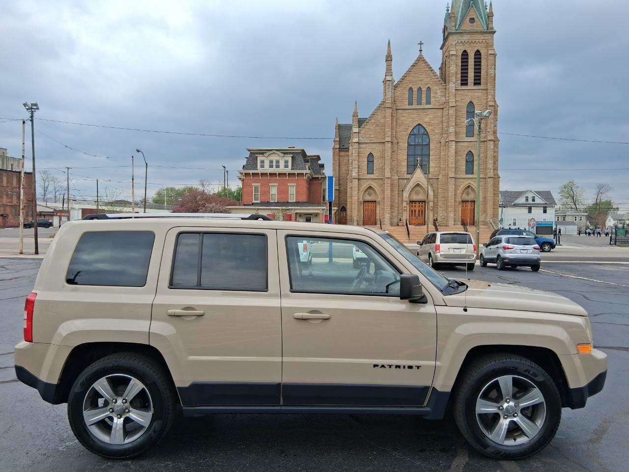 Jeep Patriot Latitude 2WD 2017