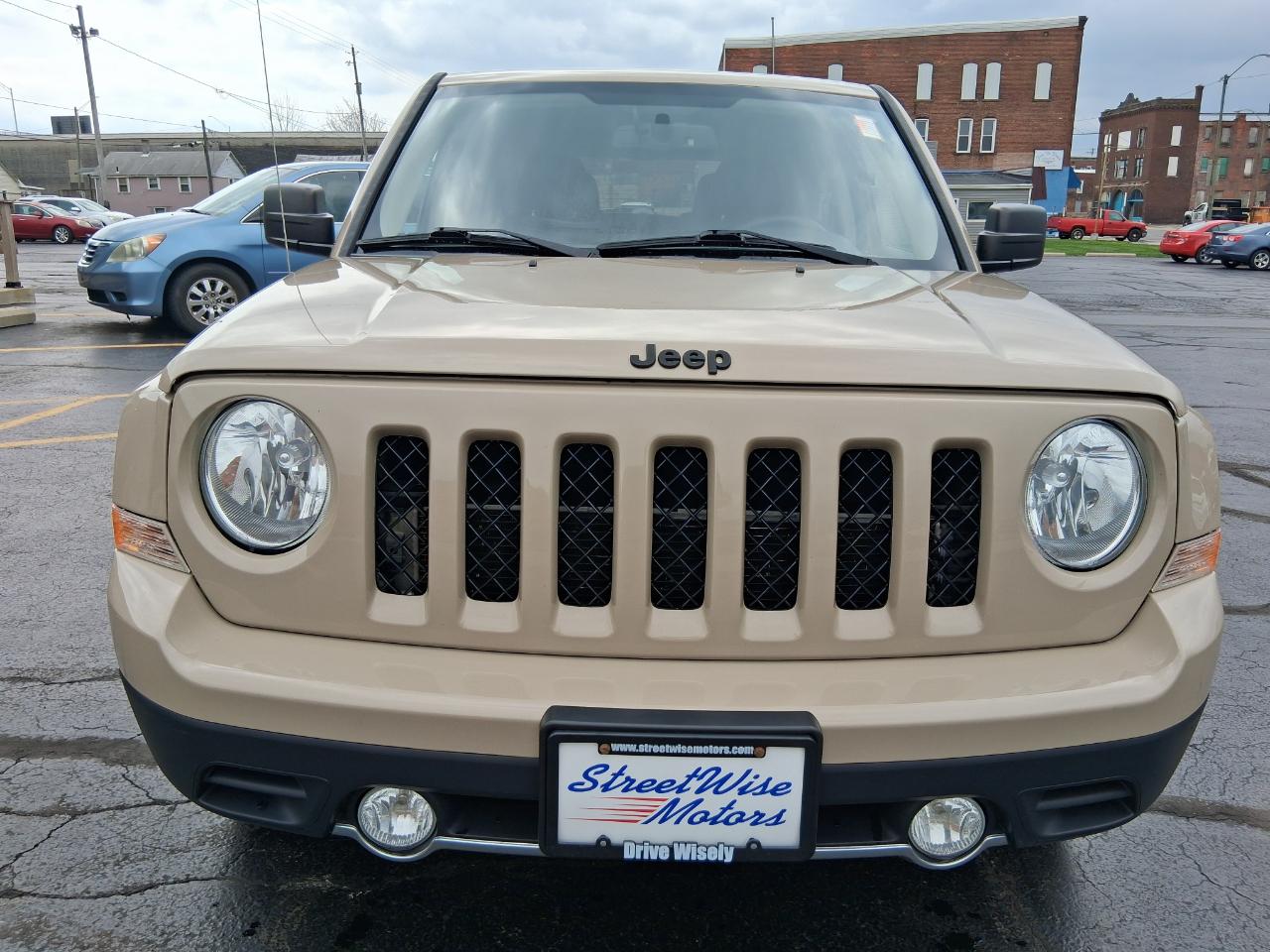 Jeep Patriot Latitude 2WD 2017