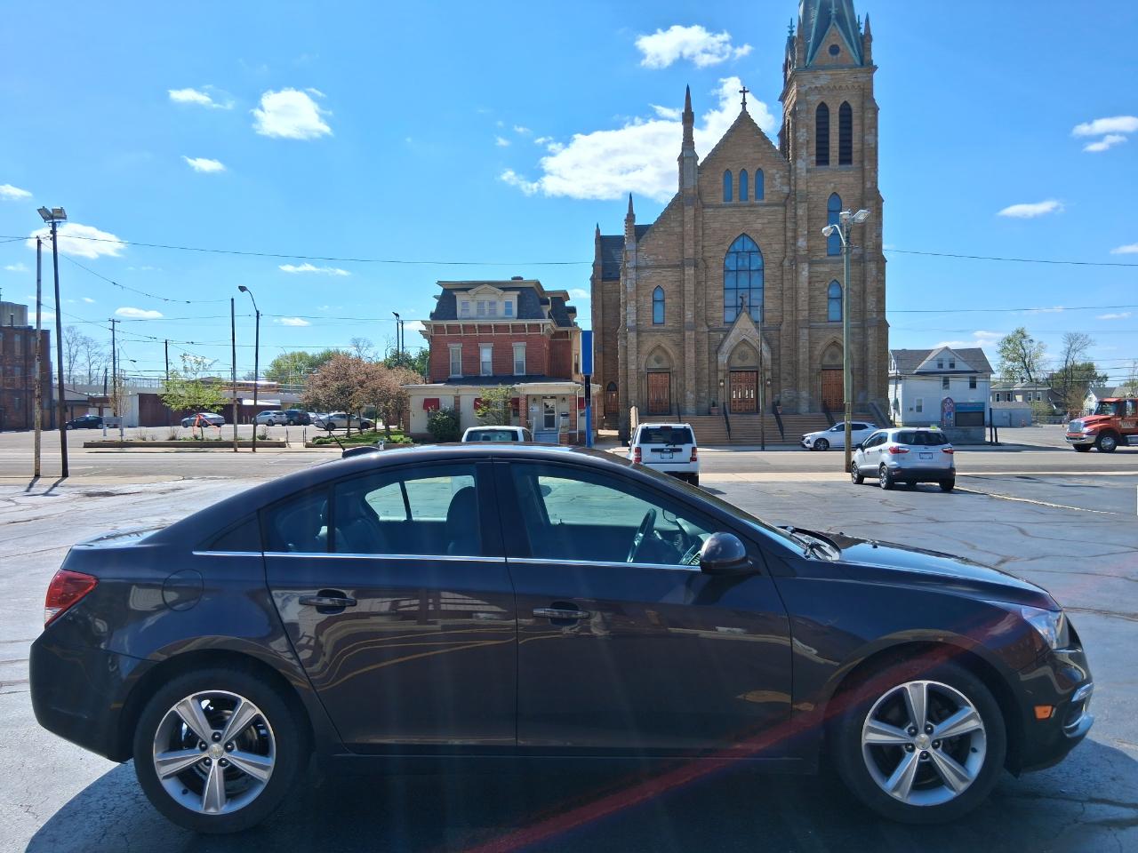 Chevrolet Cruze 2LT Auto 2015