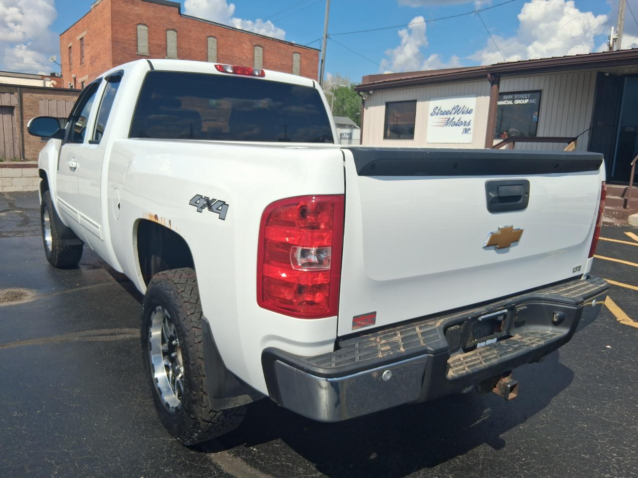 Chevrolet Silverado 1500 LTZ Ext. Cab Long Box 4WD 2013
