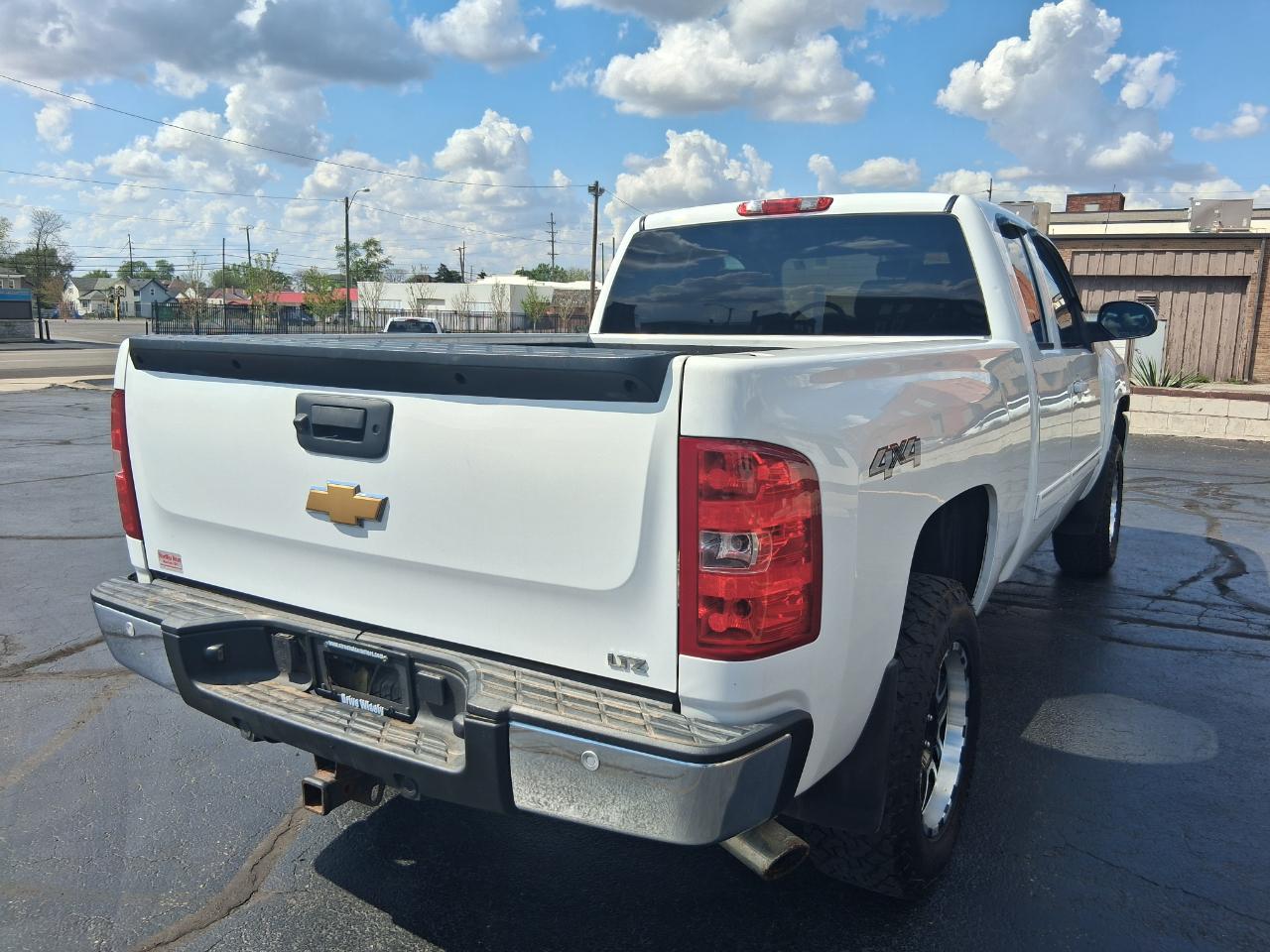 Chevrolet Silverado 1500 LTZ Ext. Cab Long Box 4WD 2013
