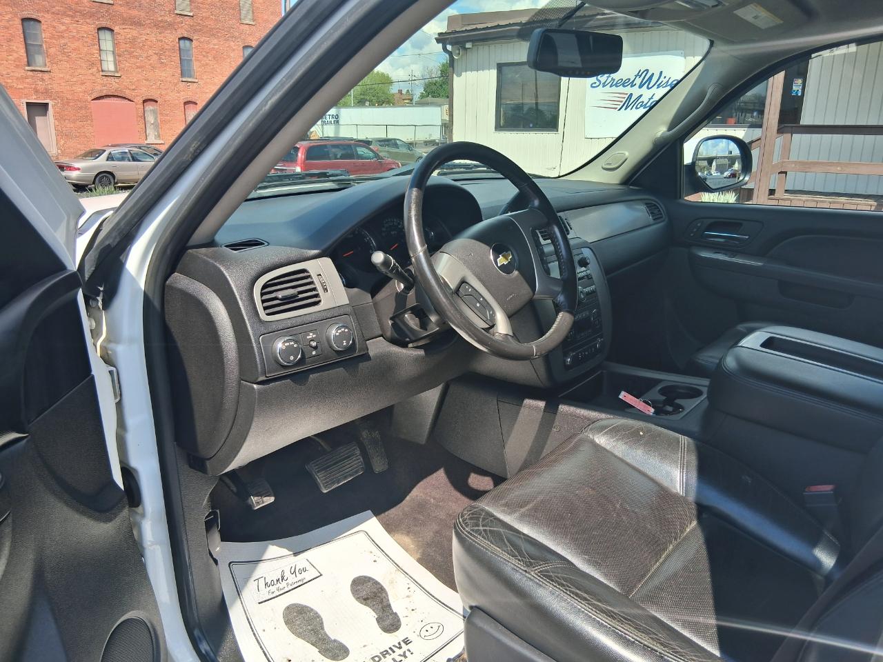 Chevrolet Silverado 1500 LTZ Ext. Cab Long Box 4WD 2013