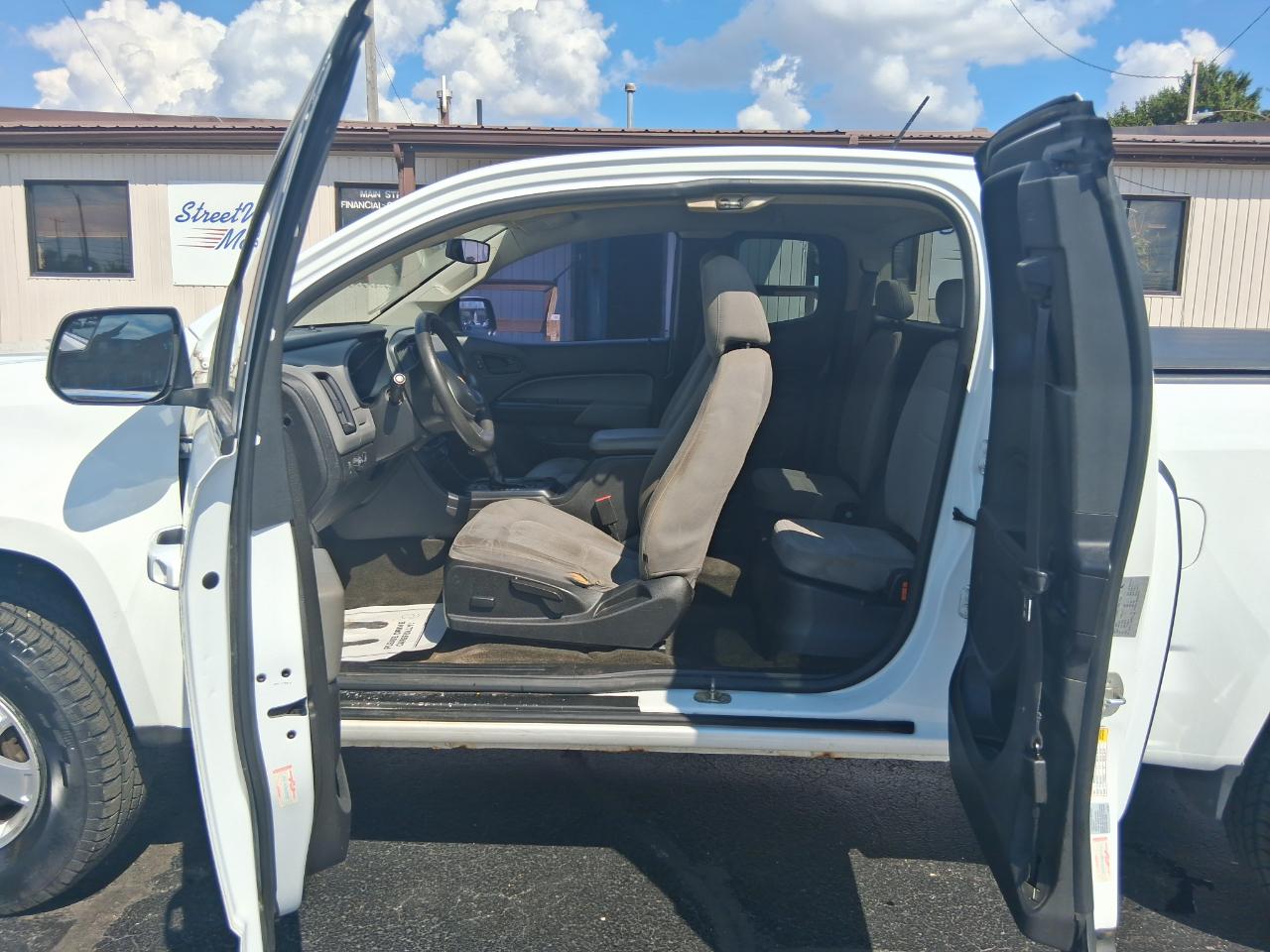 Chevrolet Colorado WT Ext. Cab 2WD 2015