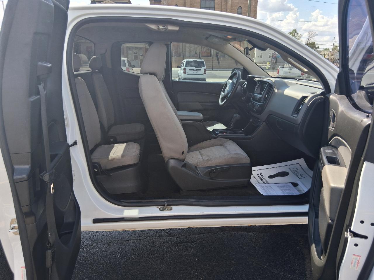 Chevrolet Colorado WT Ext. Cab 2WD 2015