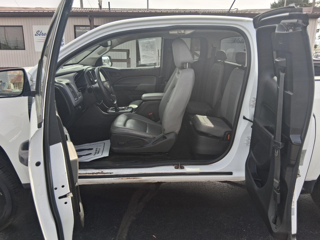 Chevrolet Colorado WT Ext. Cab 2WD 2015