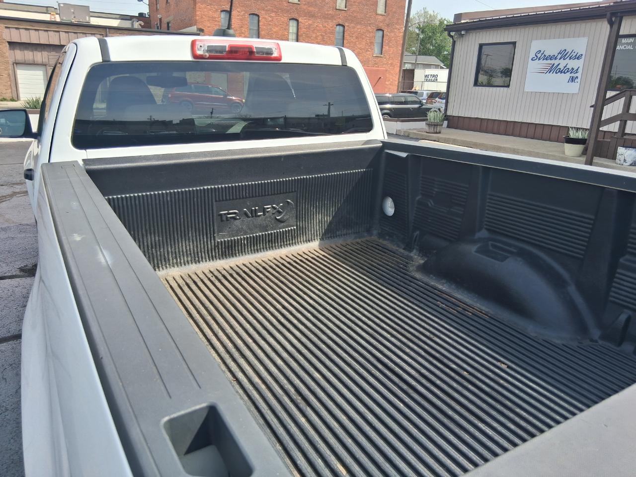 Chevrolet Colorado WT Ext. Cab 2WD 2015