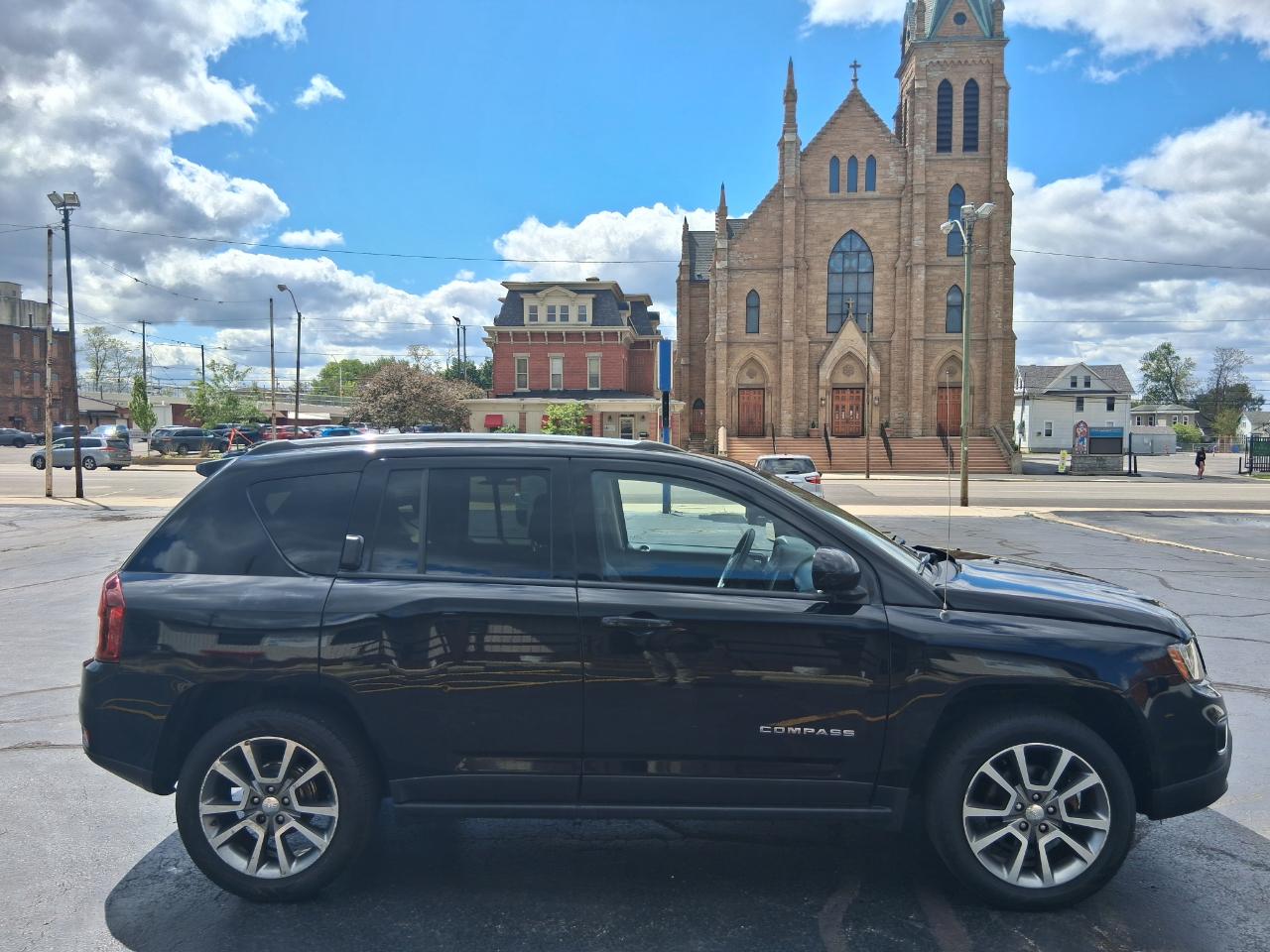 Jeep Compass Latitude FWD 2017