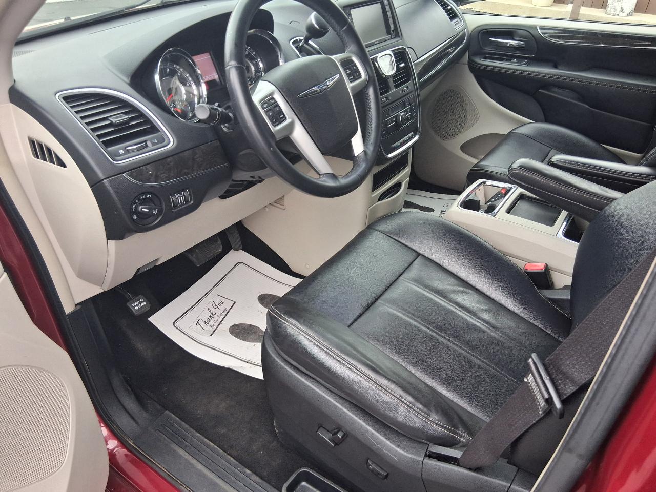 Chrysler Town & Country Touring 2015