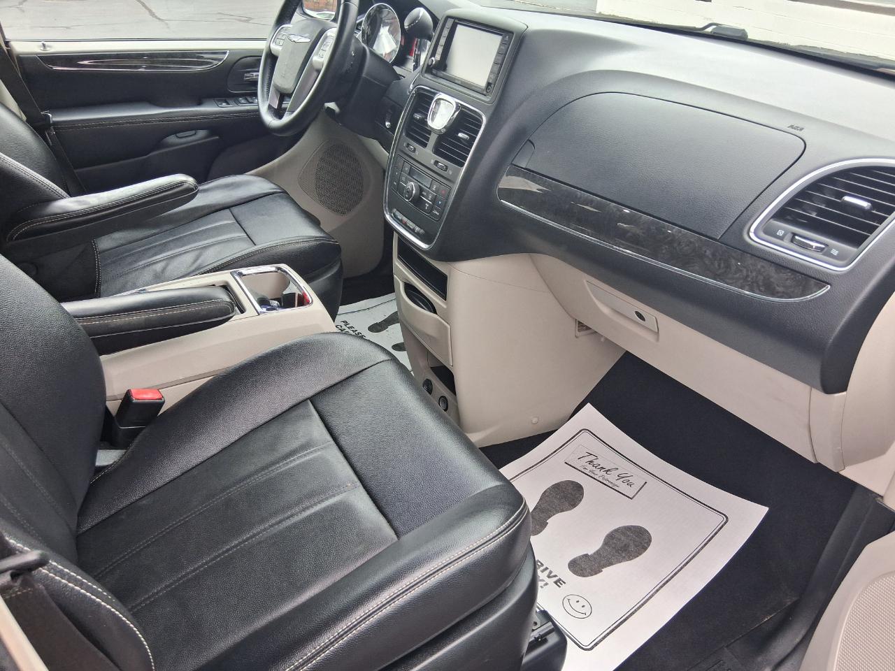 Chrysler Town & Country Touring 2015