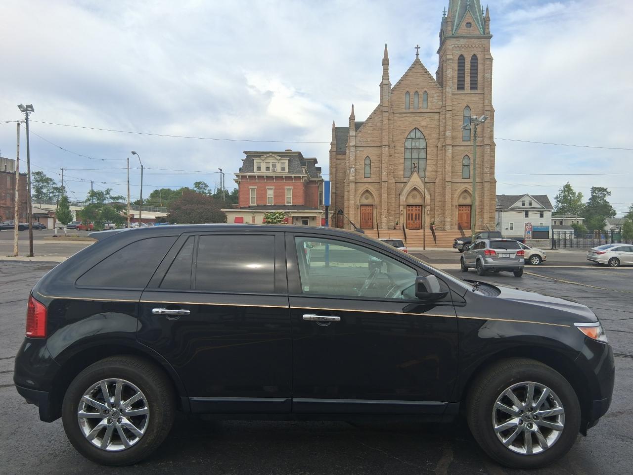 Ford Edge SEL FWD 2011