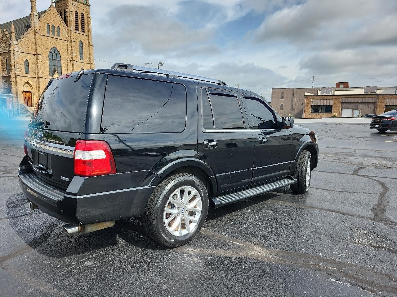 Ford Expedition Limited 4WD 2016