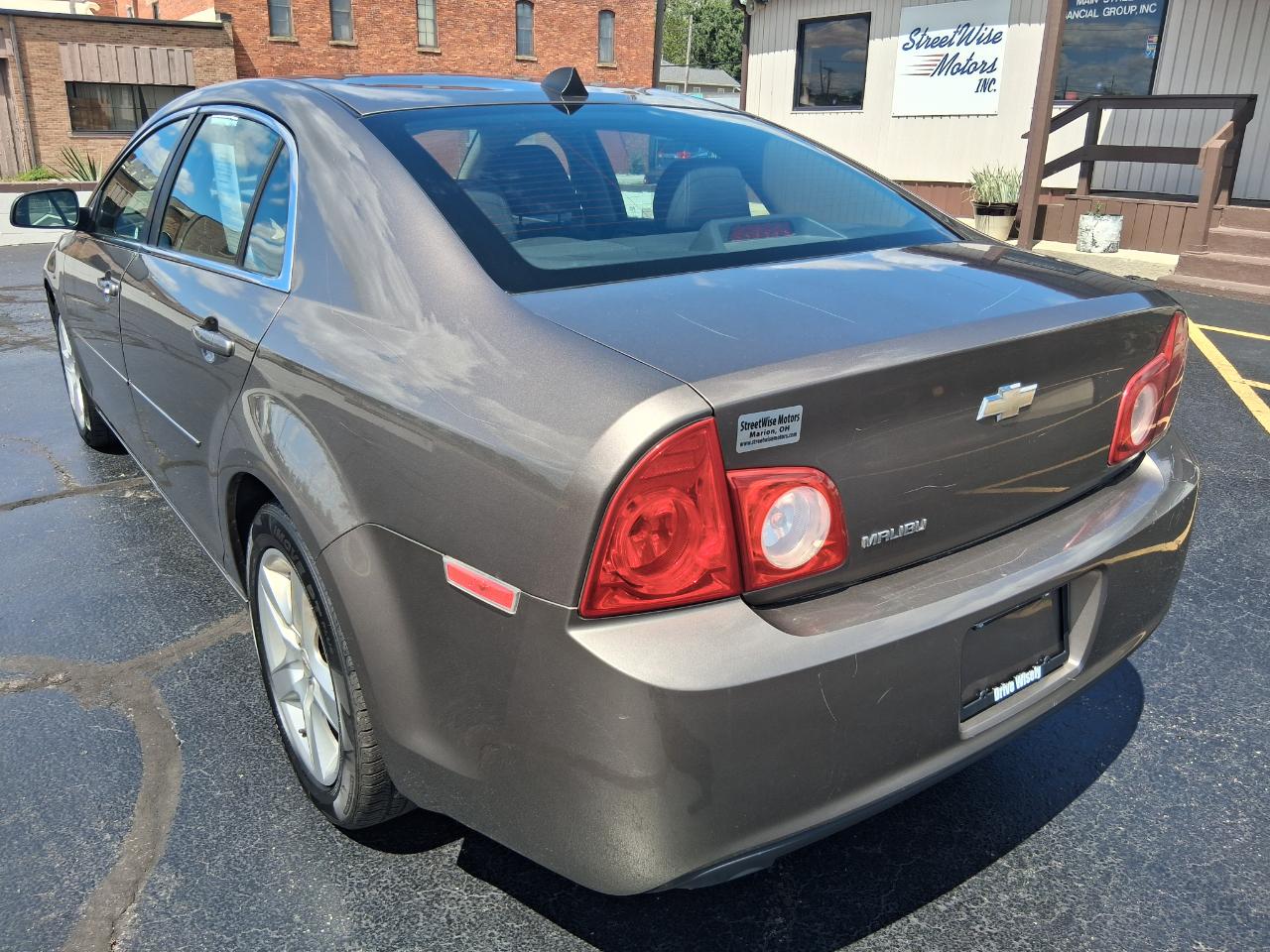 Chevrolet Malibu LS 2012