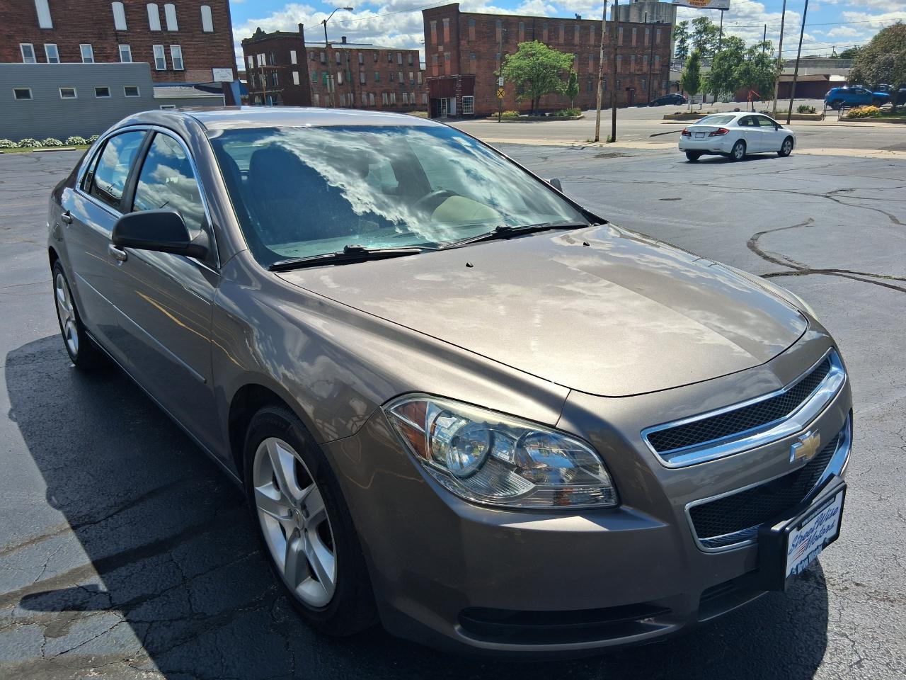 Chevrolet Malibu LS 2012