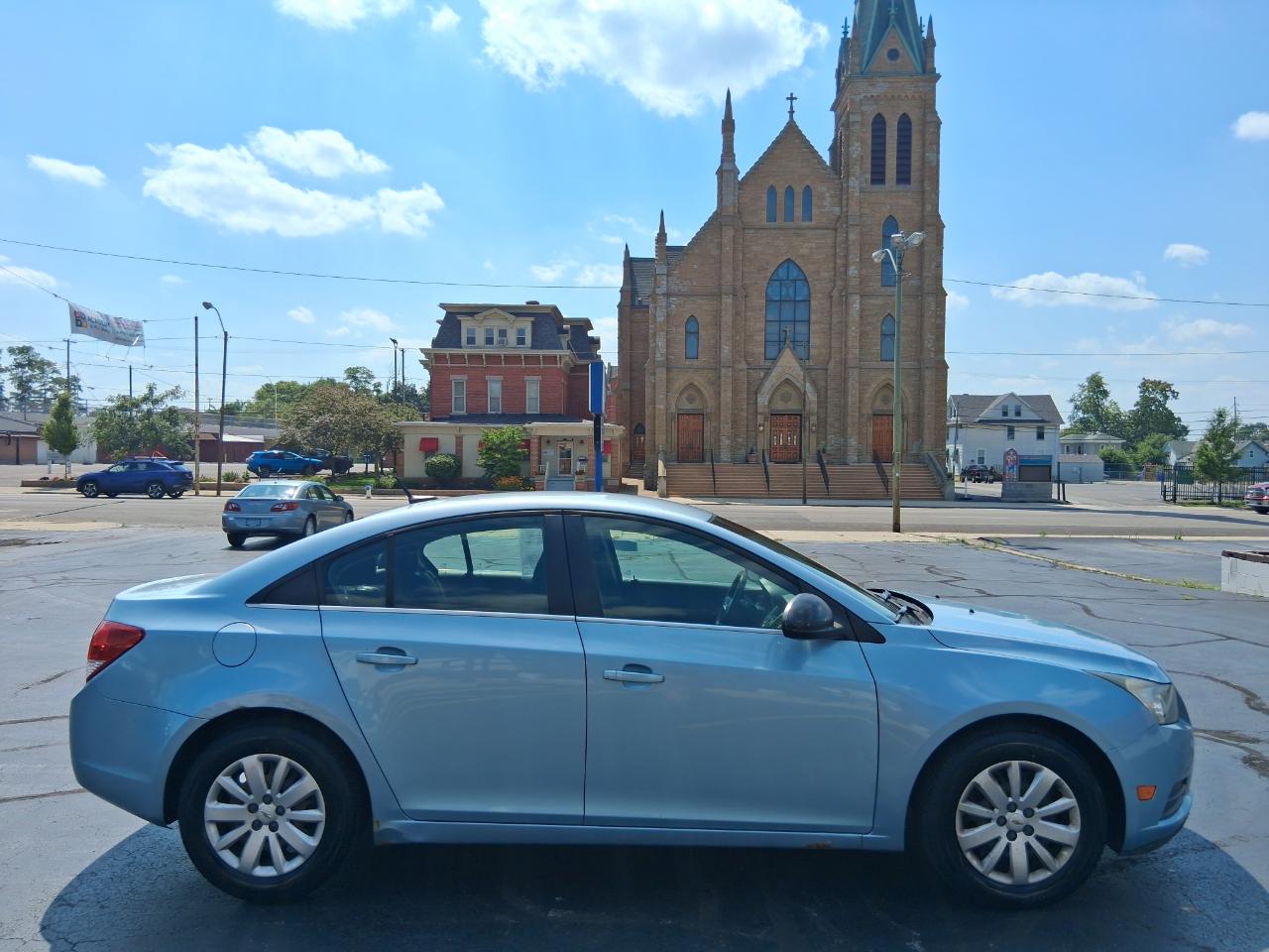 Chevrolet Cruze 1LT 2011