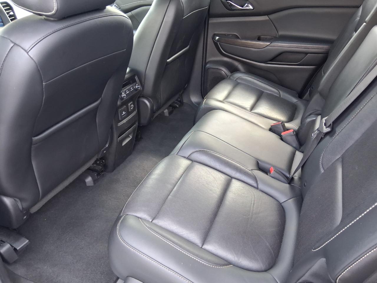 GMC Acadia SLT-1 FWD 2019