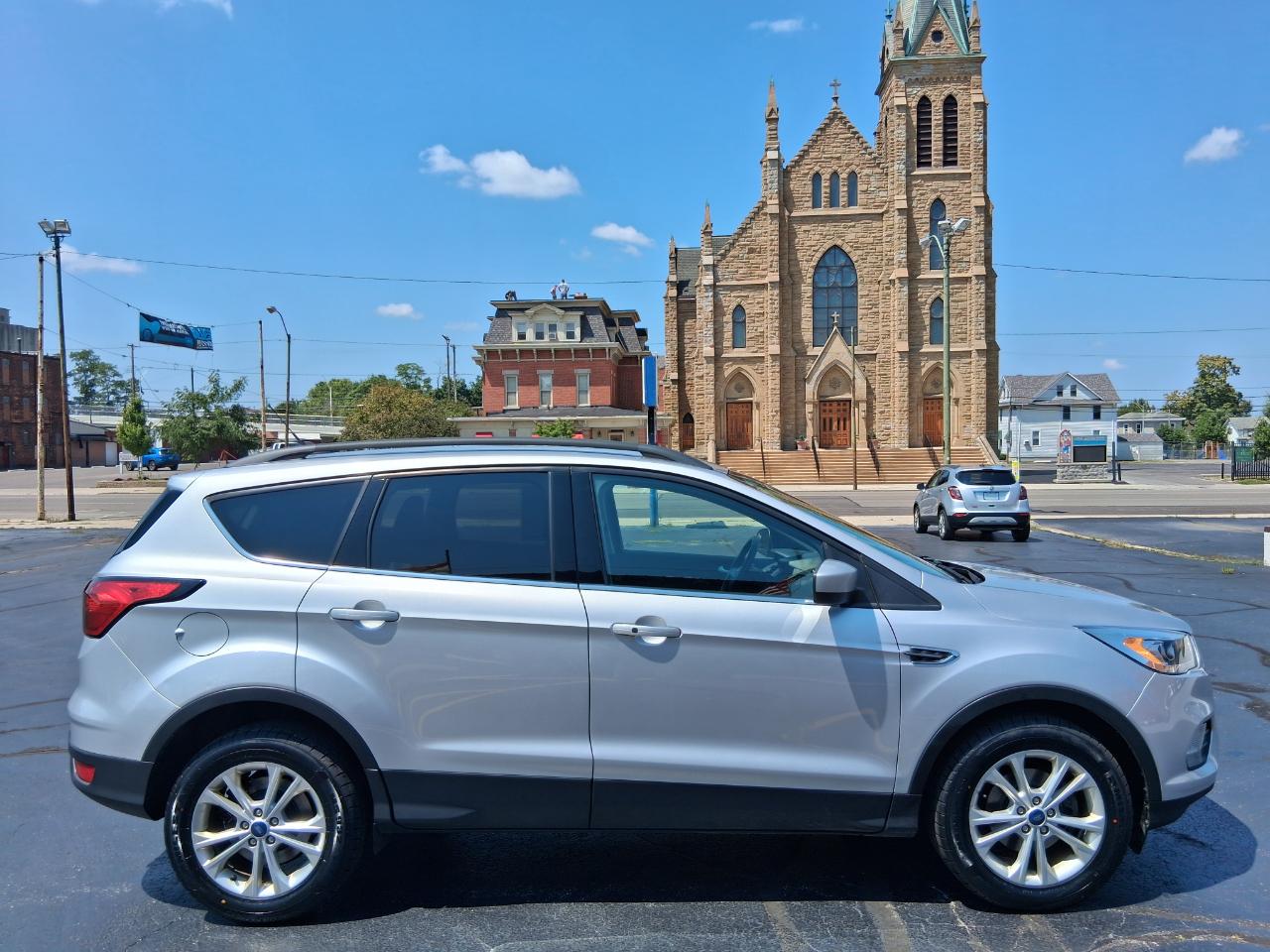 Ford Escape SEL FWD 2019