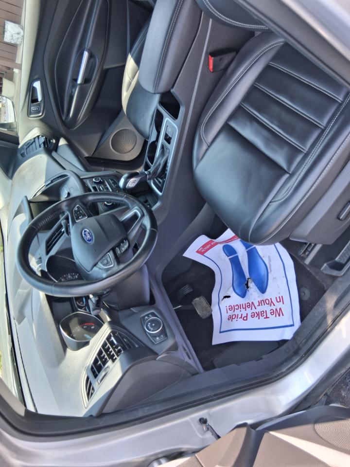 Ford Escape SEL FWD 2019