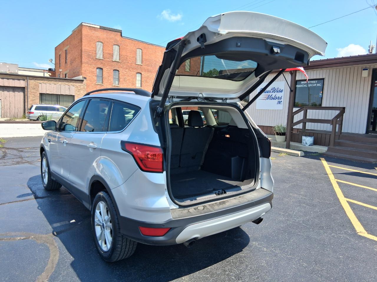 Ford Escape SEL FWD 2019