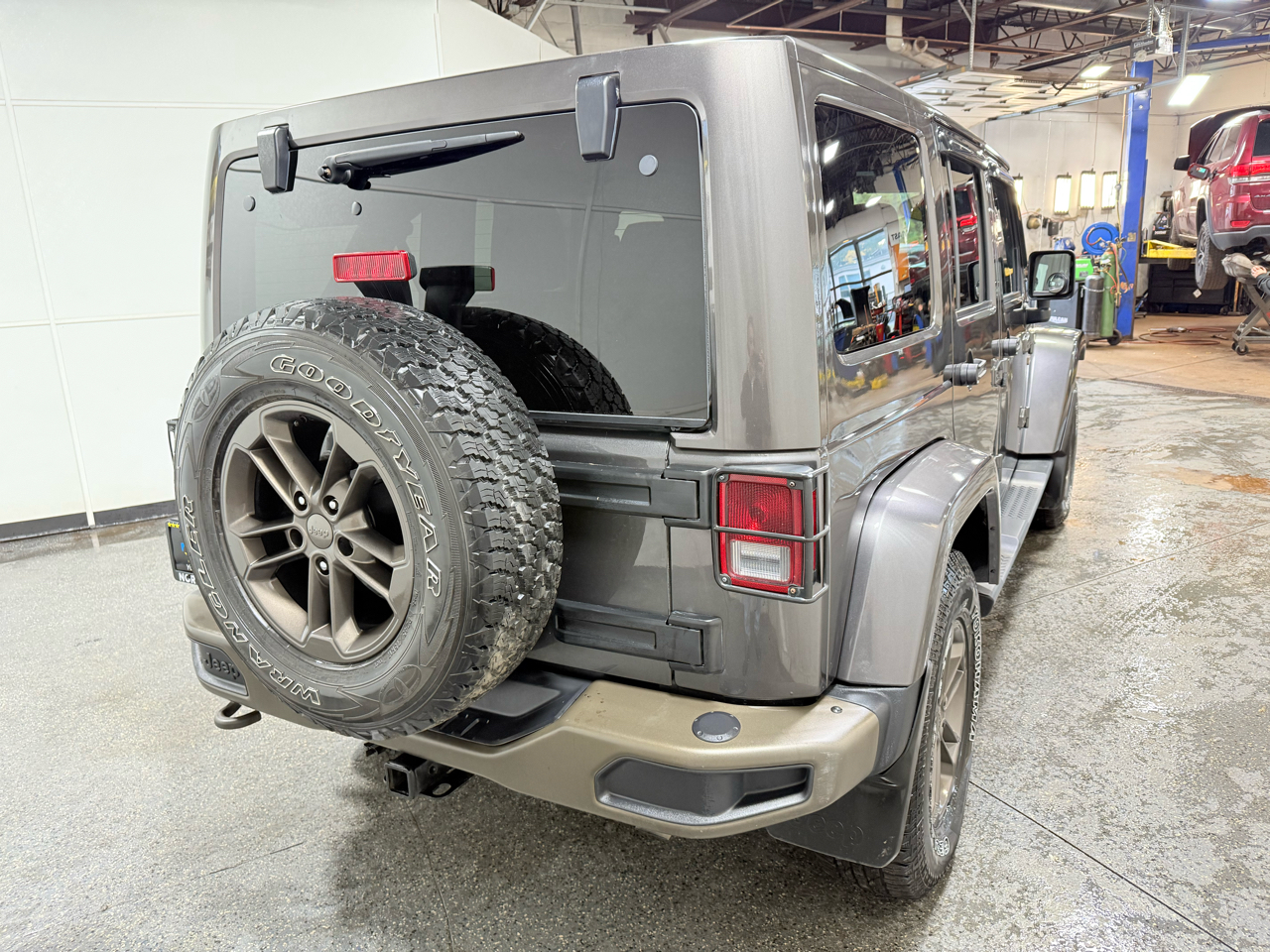 Jeep Wrangler Unlimited Sahara 4WD 2017