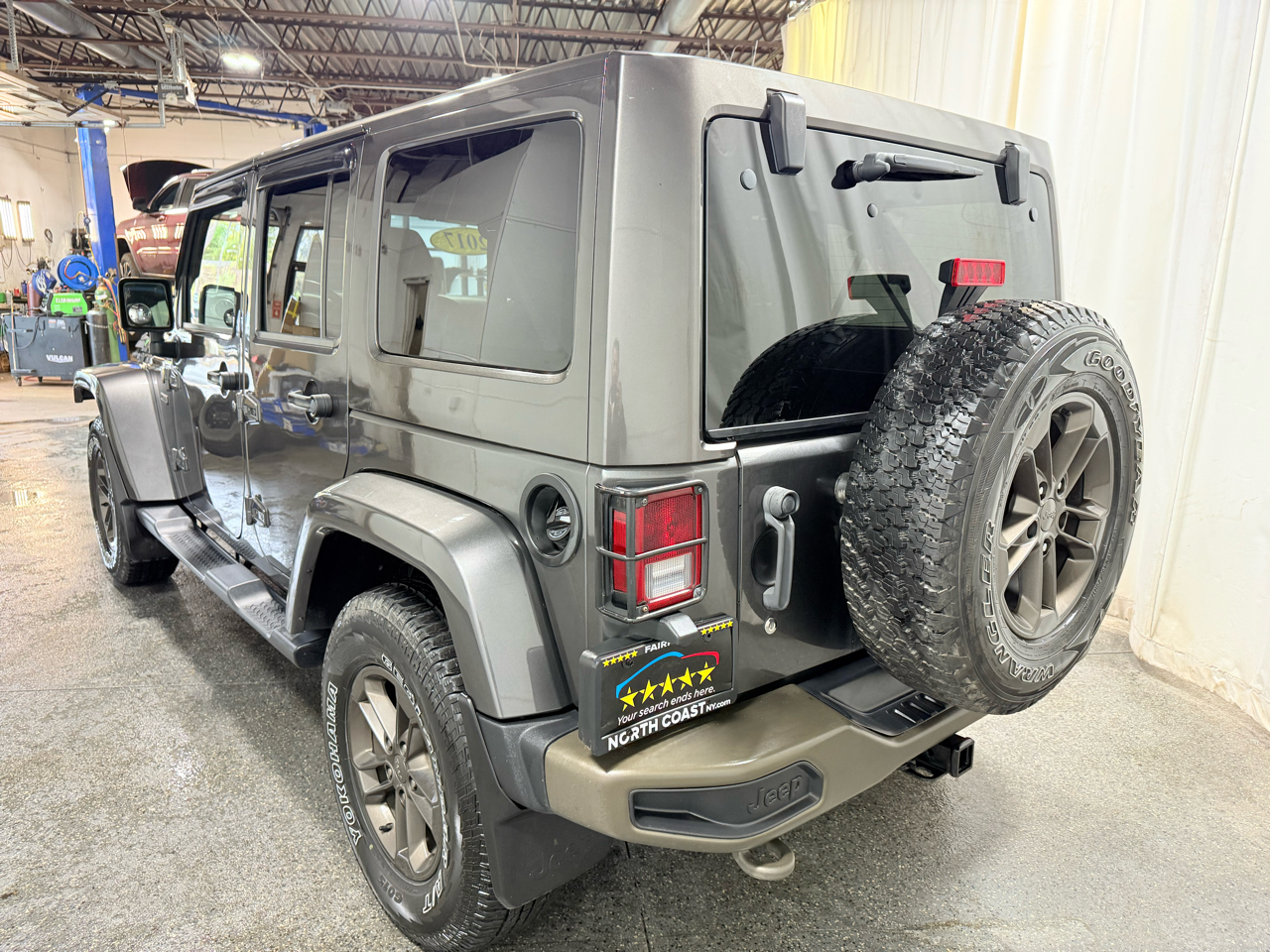 Jeep Wrangler Unlimited Sahara 4WD 2017