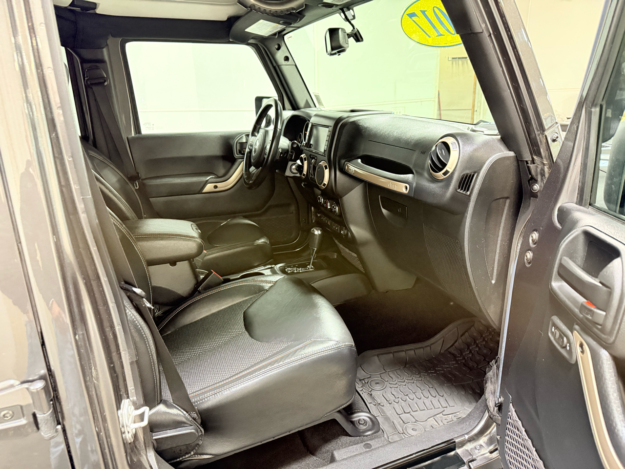 Jeep Wrangler Unlimited Sahara 4WD 2017