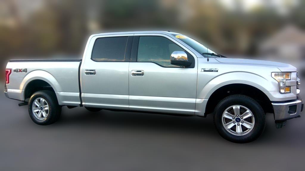 2015 Ford F-150 XLT SUPER CREW 5.0L