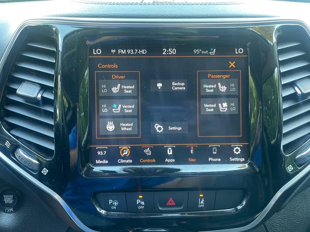 Jeep Cherokee  2021