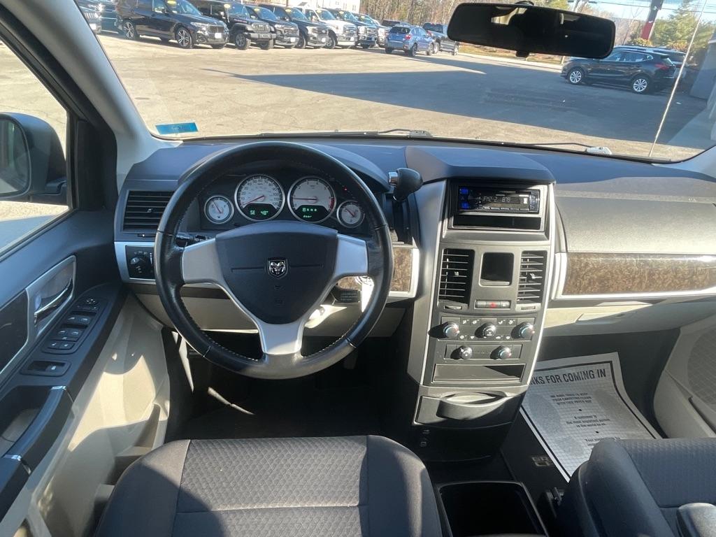 Dodge Grand Caravan  2010