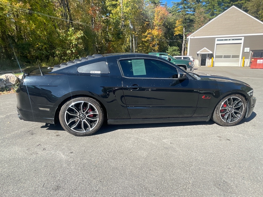 2014 Ford Mustang GT photo 2