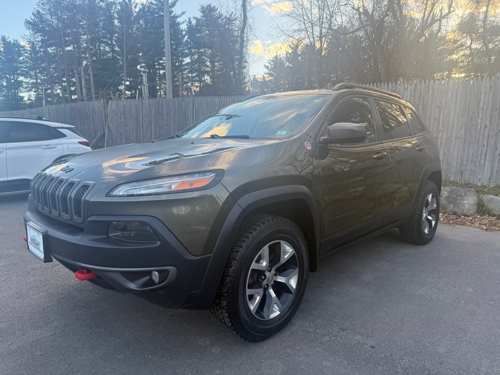 2016 Jeep Cherokee Trailhawk photo 3