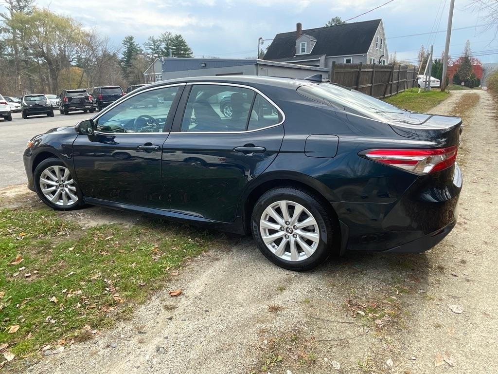 Toyota Camry  2019