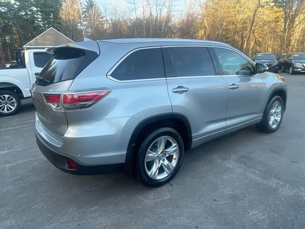 2016 Toyota Highlander Limited photo 4