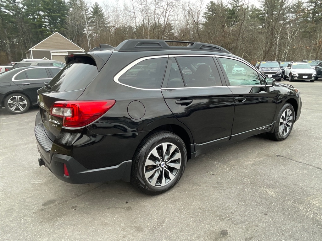 2018 Subaru Outback 3.6R Limited photo 4