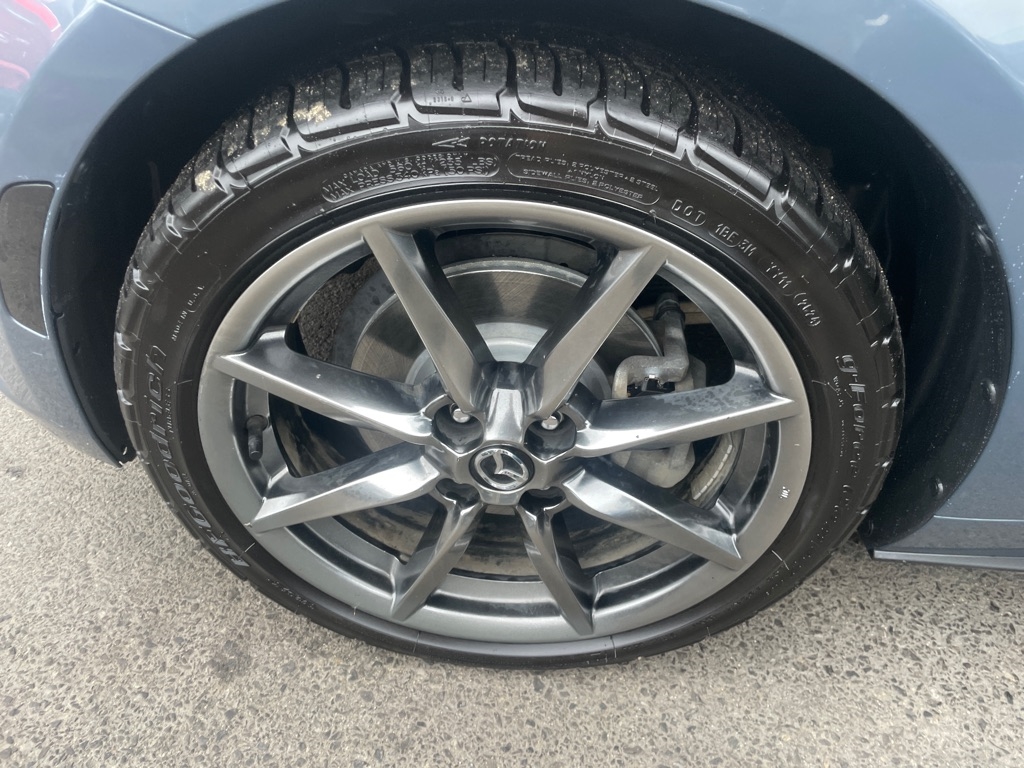 Mazda MX-5 Miata RF  2020