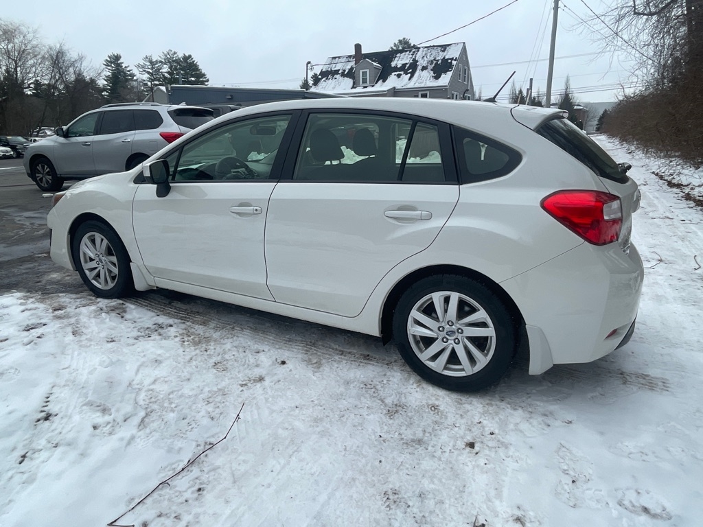 Subaru Impreza Wagon  2015