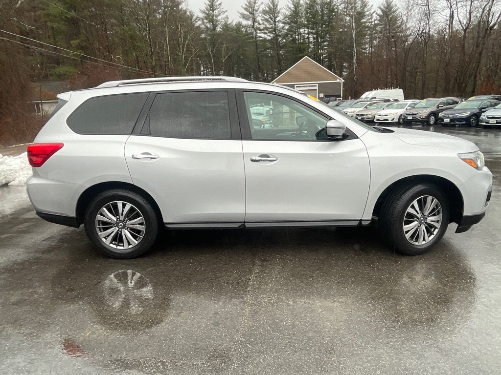 Nissan Pathfinder  2019