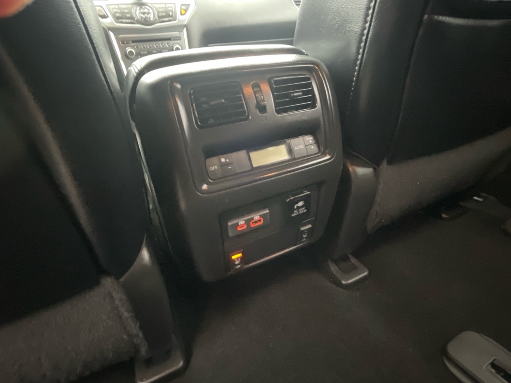 Nissan Pathfinder  2019