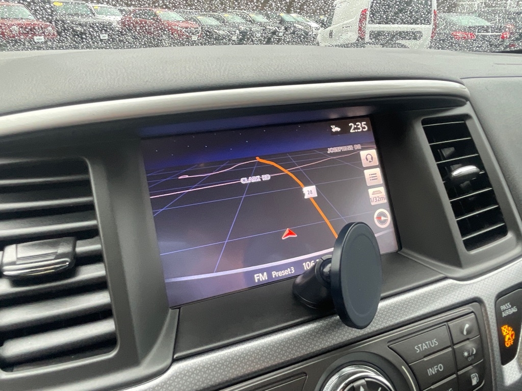 Nissan Pathfinder  2019