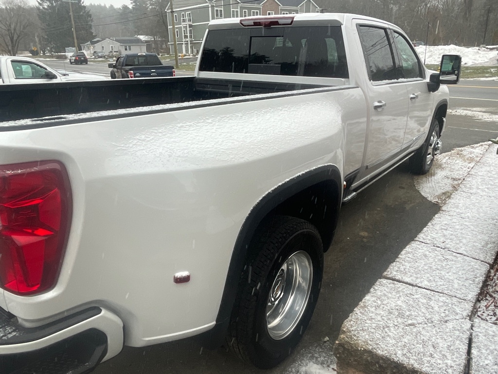 Chevrolet Silverado 3500HD  2025