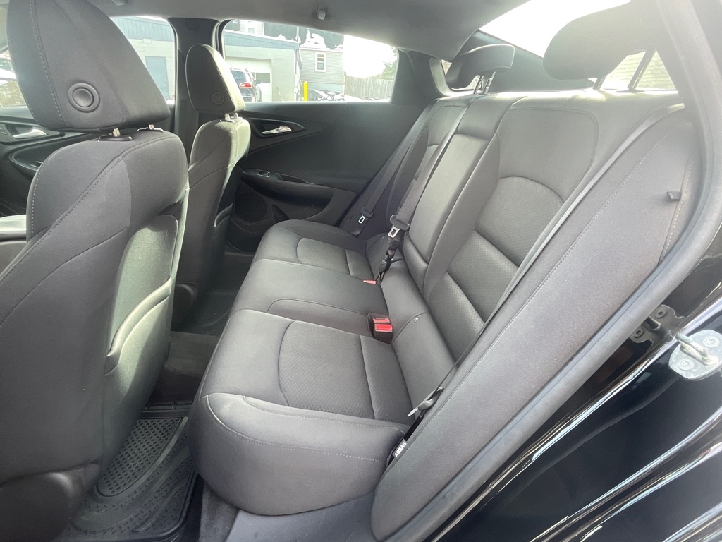 Chevrolet Malibu  2016