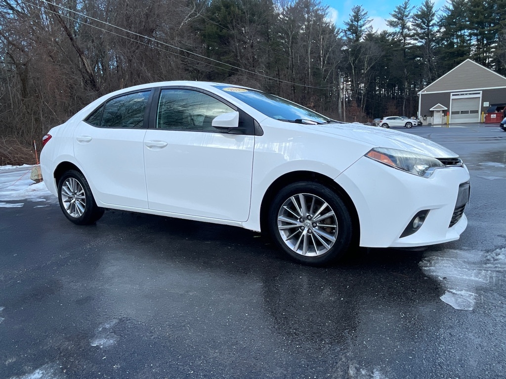 Toyota Corolla  2015