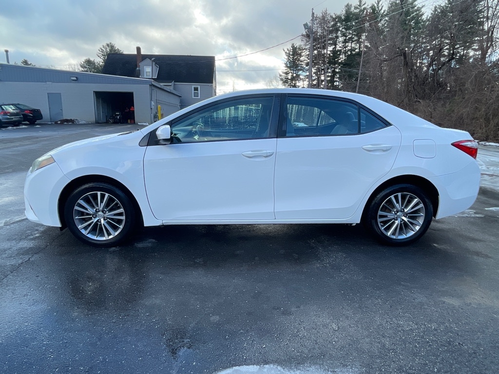 Toyota Corolla  2015