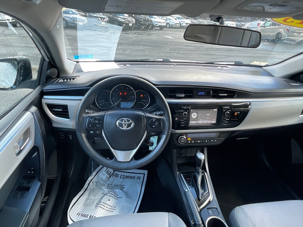 Toyota Corolla  2015