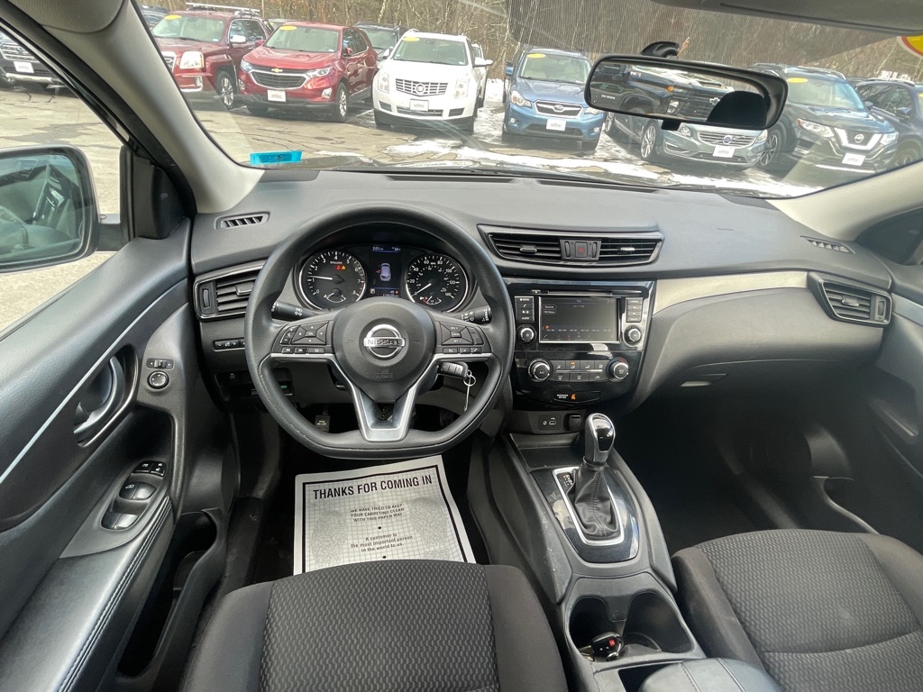 Nissan Rogue Sport S 2019