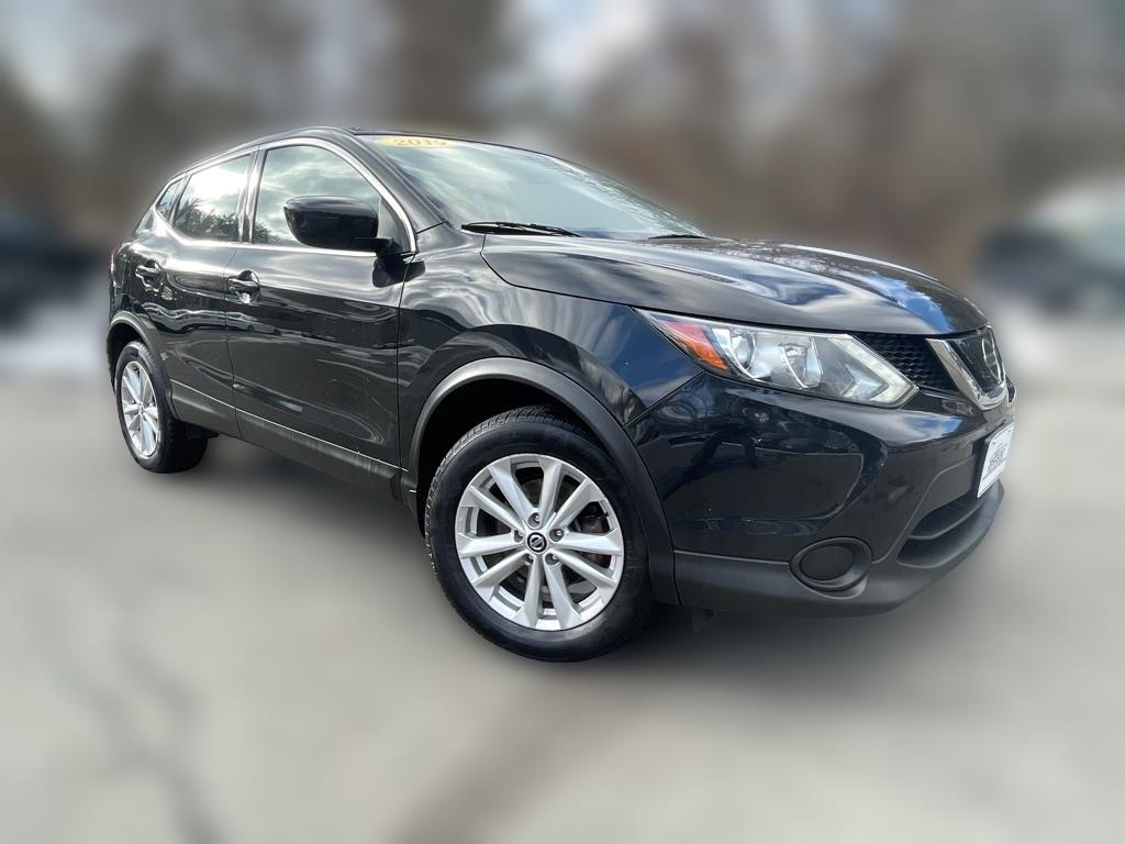 Nissan Rogue Sport S 2019