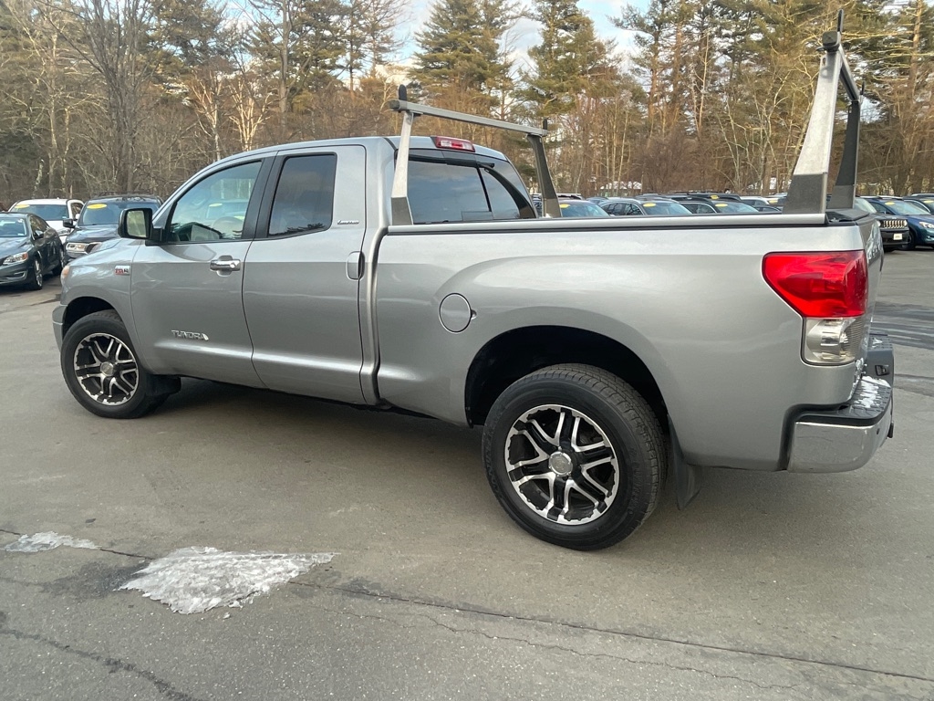 Toyota Tundra 4WD Truck  2008