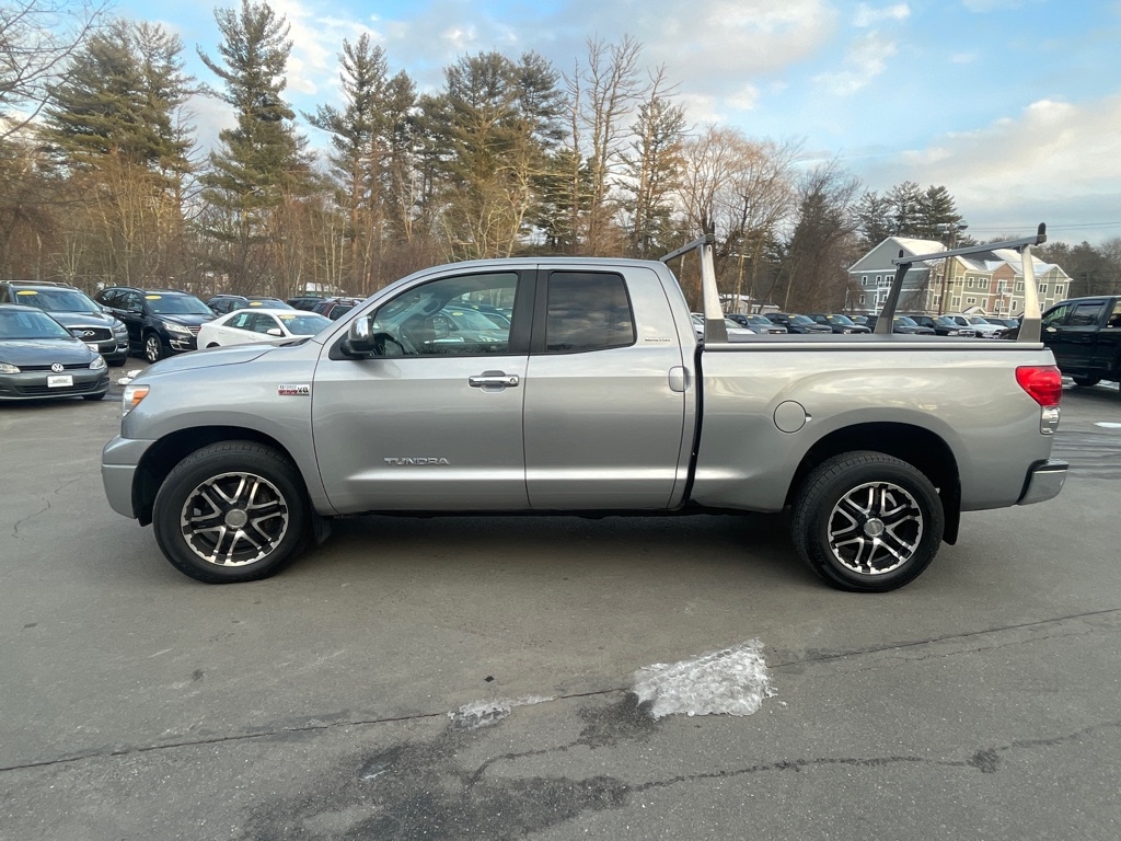 Toyota Tundra 4WD Truck  2008